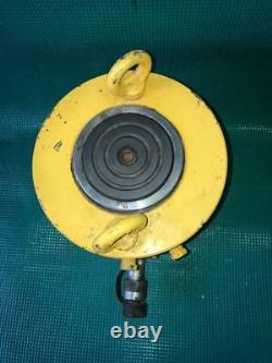 Enerpac CLSG-1504 Single Acting Hydraulic Cylinder with 150 Ton Capacity