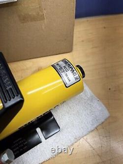 Enerpac PA-133 Air Hydraulic Pump 36 in3 Usable Oil 8 in3/min Flow at 10,000psi