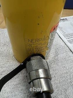 Enerpac Rc-254 Cylindre Hydraulique À Action Unique Avec Une Capacité De 25 Tonnes